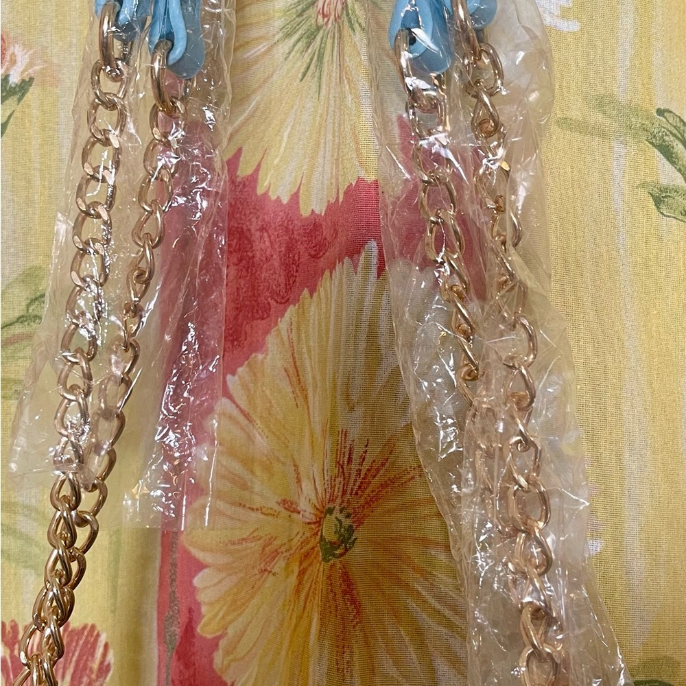 Light Blue Quilted Badgley Mischka Tote Bag with Gold Chain Straps, NWT!! - Picture 5 of 8